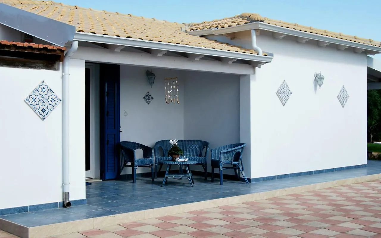 Villa Salina Fronte Mare Santa Maria Del Focallo 0*,  Włochy